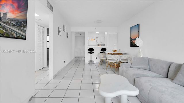 546 SW 1st Street 603, Miami, FL 33130