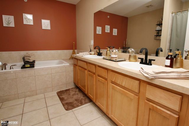 34600 Northrup Drive, New Baltimore, MI 48047