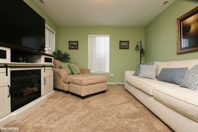 34600 Northrup Drive, New Baltimore, MI 48047