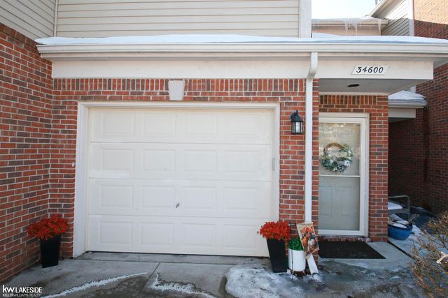 34600 Northrup Drive, New Baltimore, MI 48047