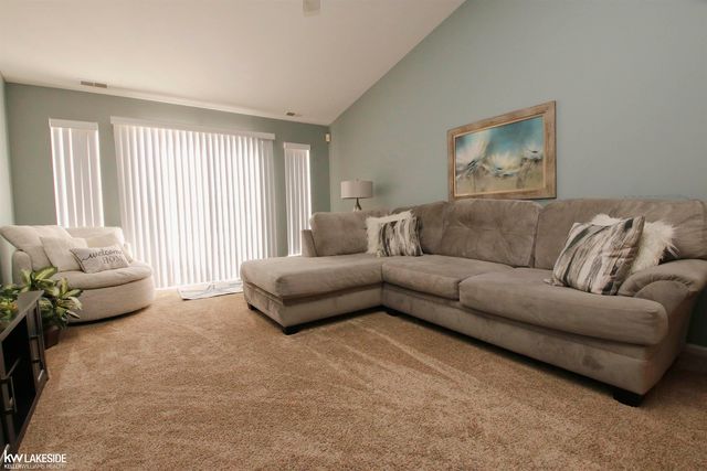 34600 Northrup Drive, New Baltimore, MI 48047