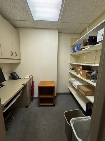 388-390 Commonwealth Ave B2, Boston, MA 02215