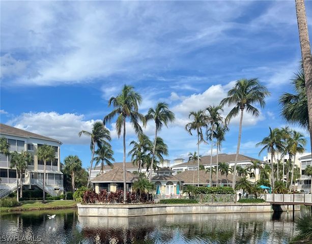 7741 Pebble Creek CIR 302, Naples, FL 34108