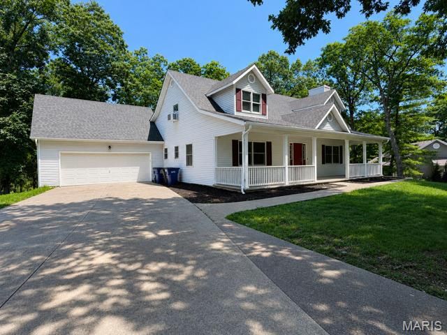 10 Isaac Drive, Warrenton, MO 63383