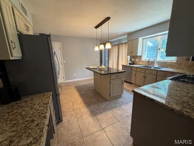 10 Isaac Drive, Warrenton, MO 63383