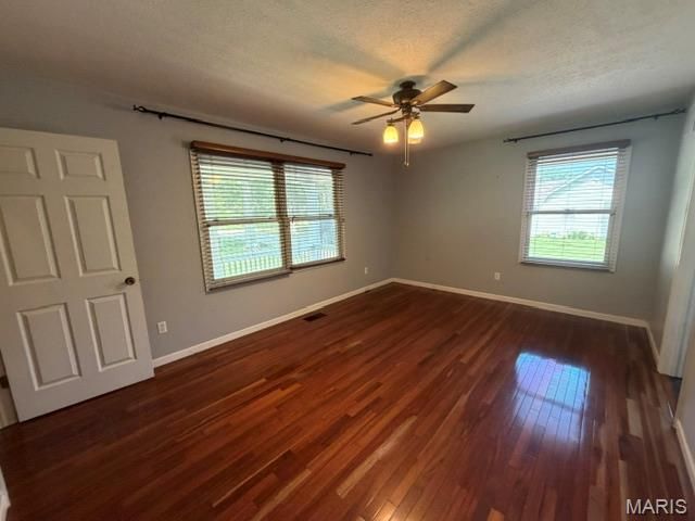 10 Isaac Drive, Warrenton, MO 63383