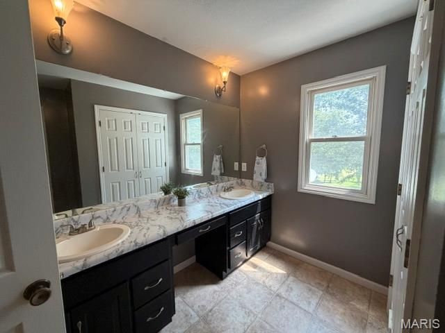 10 Isaac Drive, Warrenton, MO 63383