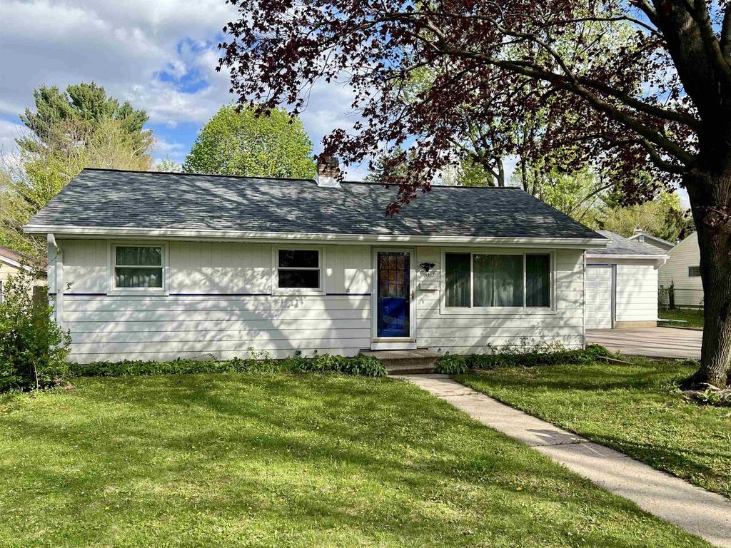 4417 Jay Drive, Madison, WI 53704