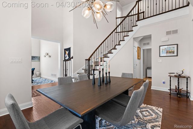 3020 N Spurway Drive, Ann Arbor, MI 48105