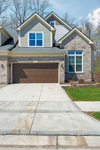 3020 N Spurway Drive, Ann Arbor, MI 48105