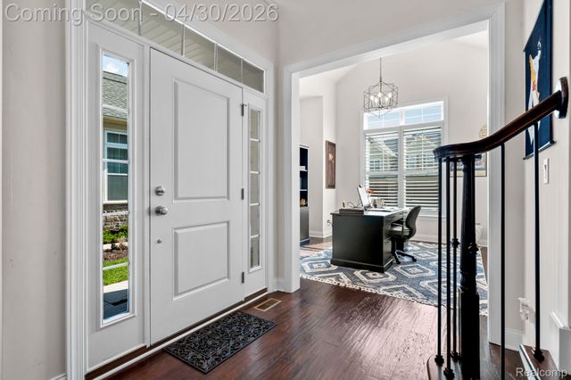3020 N Spurway Drive, Ann Arbor, MI 48105