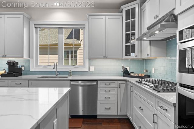 3020 N Spurway Drive, Ann Arbor, MI 48105