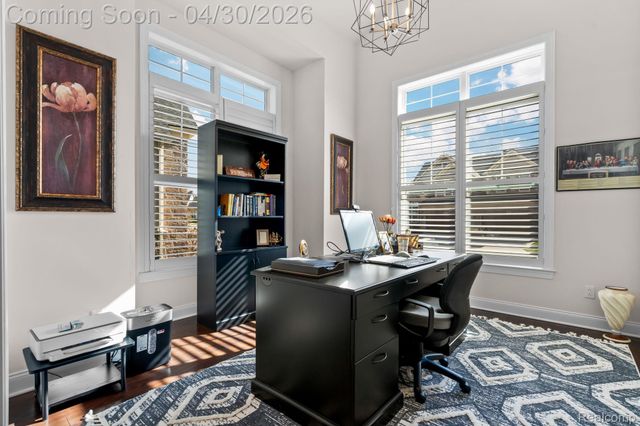 3020 N Spurway Drive, Ann Arbor, MI 48105