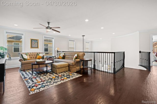 3020 N Spurway Drive, Ann Arbor, MI 48105