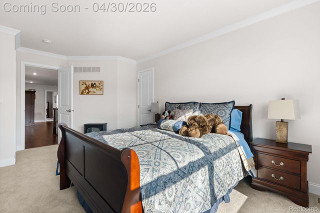 3020 N Spurway Drive, Ann Arbor, MI 48105