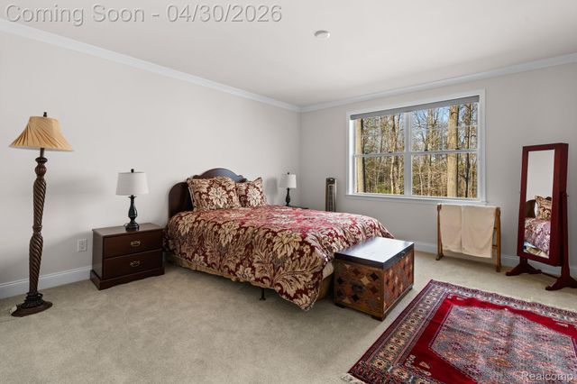 3020 N Spurway Drive, Ann Arbor, MI 48105