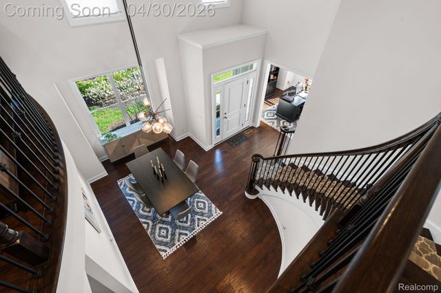 3020 N Spurway Drive, Ann Arbor, MI 48105