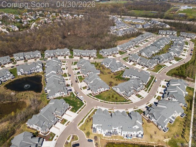 3020 N Spurway Drive, Ann Arbor, MI 48105