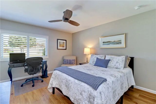 8566 Sierra 912-D, Huntington Beach, CA 92646