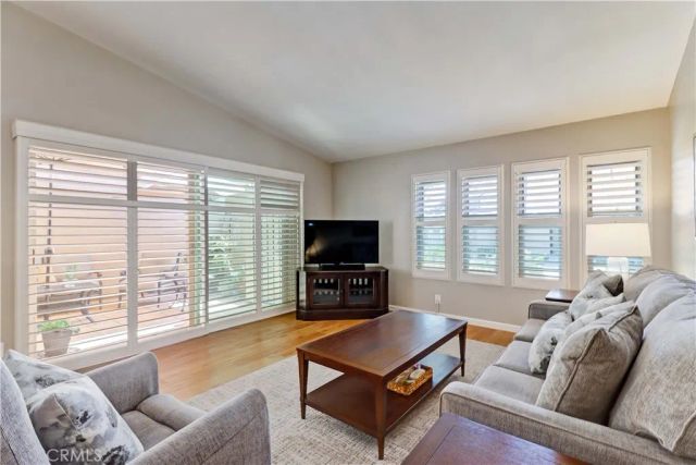 8566 Sierra 912-D, Huntington Beach, CA 92646