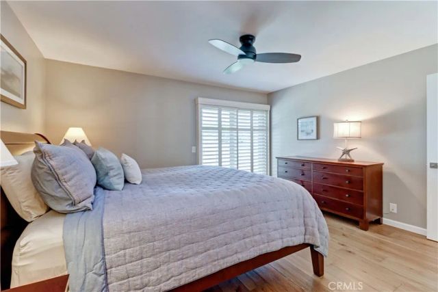 8566 Sierra 912-D, Huntington Beach, CA 92646