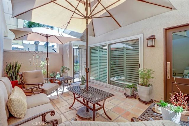 8566 Sierra 912-D, Huntington Beach, CA 92646