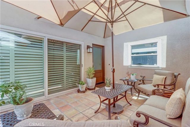 8566 Sierra 912-D, Huntington Beach, CA 92646