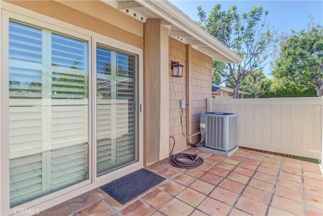 8566 Sierra 912-D, Huntington Beach, CA 92646