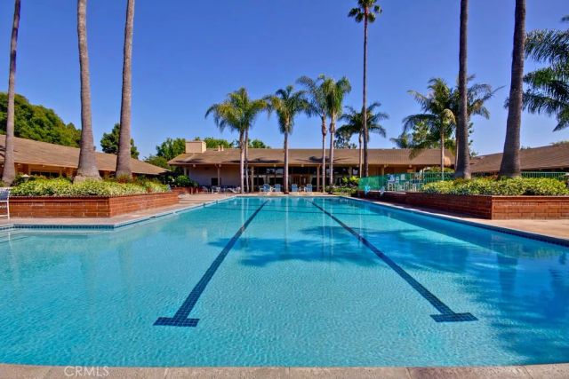 8566 Sierra 912-D, Huntington Beach, CA 92646