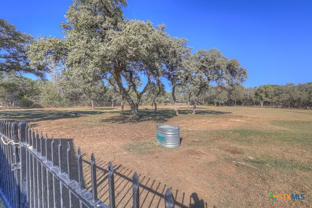 1080 Forest Trail, New Braunfels, TX 78132