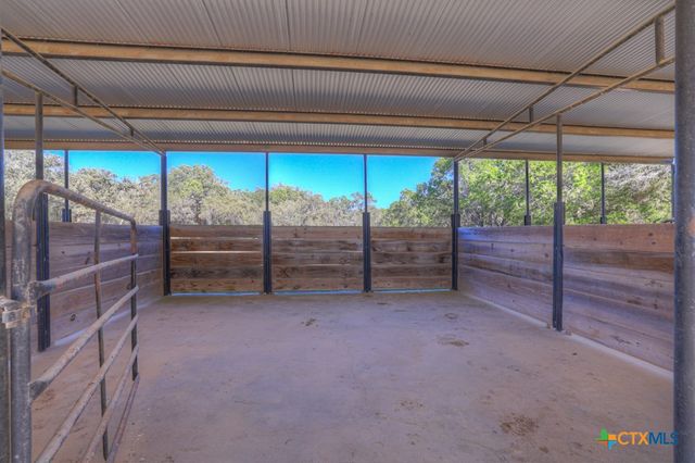 1080 Forest Trail, New Braunfels, TX 78132