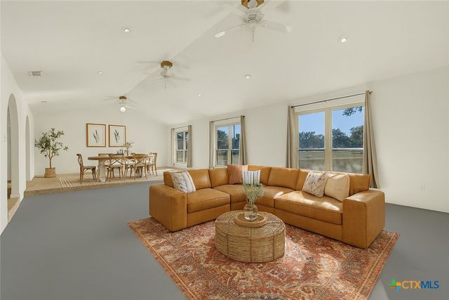 1080 Forest Trail, New Braunfels, TX 78132