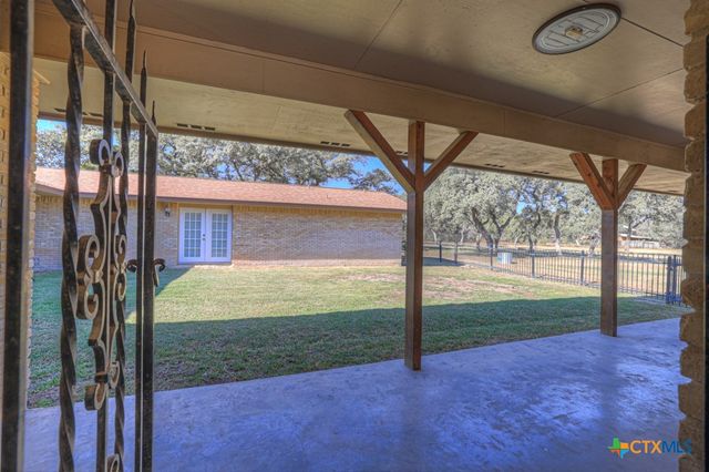 1080 Forest Trail, New Braunfels, TX 78132