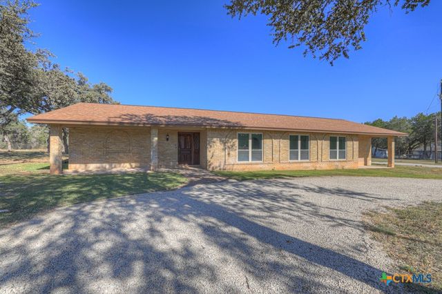 1080 Forest Trail, New Braunfels, TX 78132