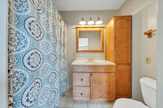 19 Hillmount DR, Salem, VA 24153