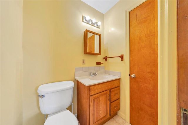 19 Hillmount DR, Salem, VA 24153