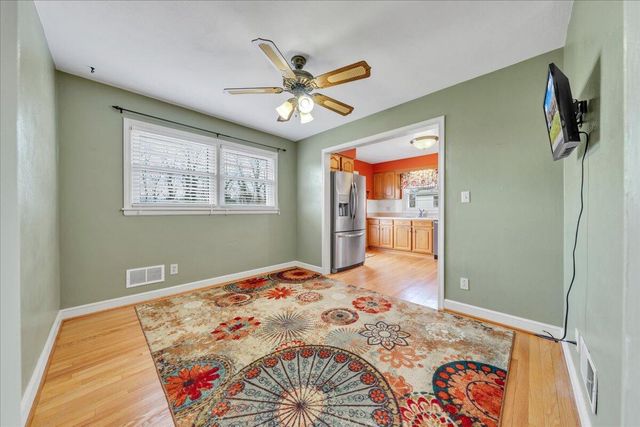 19 Hillmount DR, Salem, VA 24153