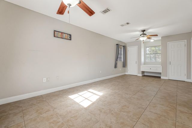 52 NE Laurie Drive, Fort Walton Beach, FL 32548