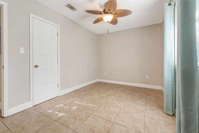 52 NE Laurie Drive, Fort Walton Beach, FL 32548