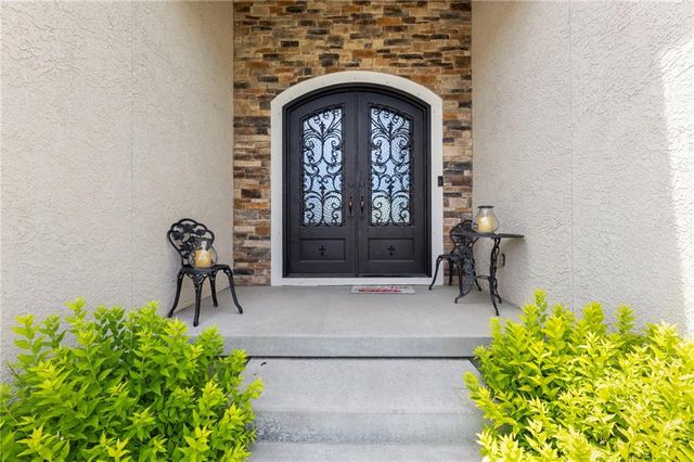 24735 W 91st Place, Lenexa, KS 66227