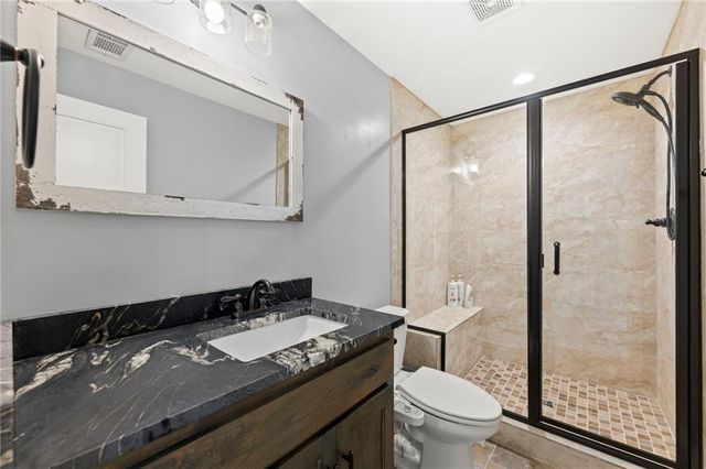 24735 W 91st Place, Lenexa, KS 66227