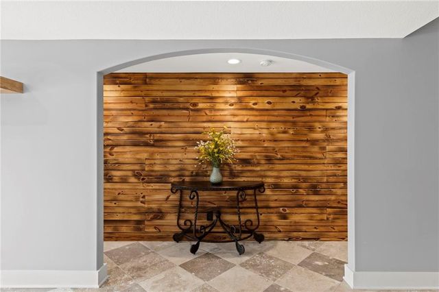 24735 W 91st Place, Lenexa, KS 66227