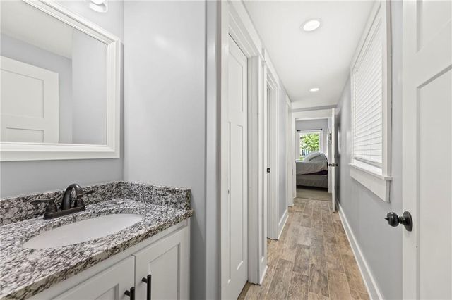 24735 W 91st Place, Lenexa, KS 66227