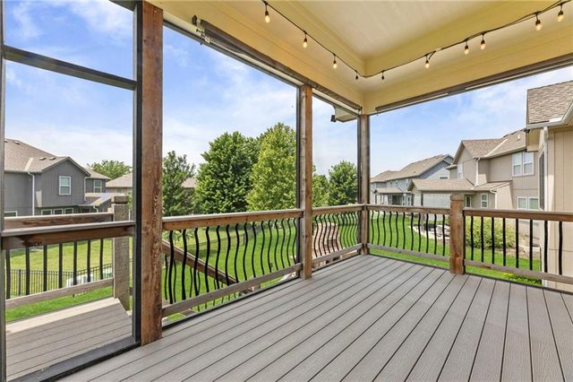 24735 W 91st Place, Lenexa, KS 66227