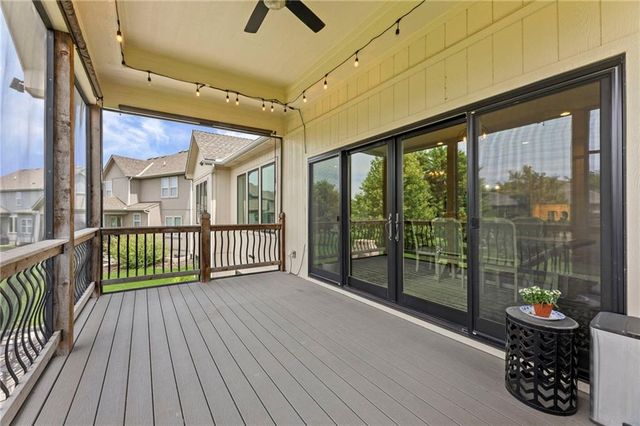 24735 W 91st Place, Lenexa, KS 66227