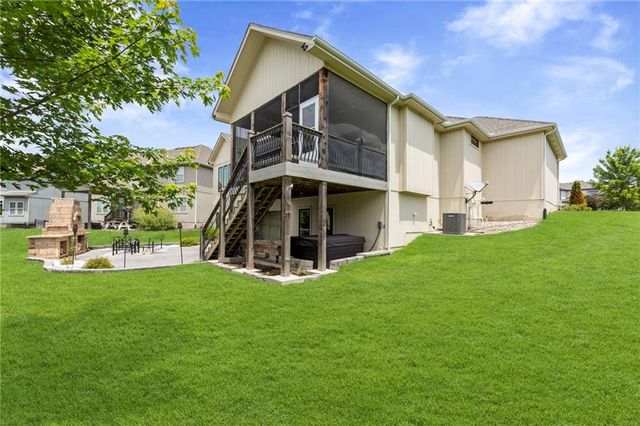 24735 W 91st Place, Lenexa, KS 66227