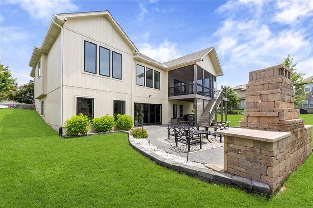 24735 W 91st Place, Lenexa, KS 66227