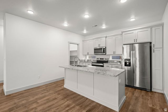 458 E DEPOT ST, Clearfield, UT 84015