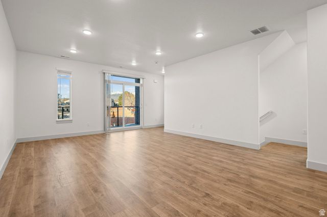 458 E DEPOT ST, Clearfield, UT 84015