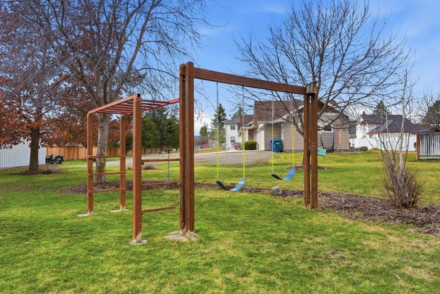 2612 S Sullivan Rd, Spokane Valley, WA 99037